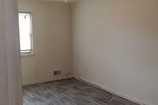3049 Sunset Ln, Suitland, MD 20746 - Photo 12