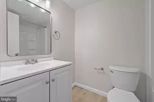 7983 Riggs Rd, Hyattsville, MD 20783 - Photo 12