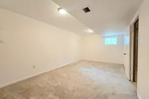 10928 Pleasant Acres Dr, Hyattsville, MD 20783 - Photo 22