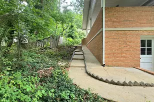 10928 Pleasant Acres Dr, Hyattsville, MD 20783 - Photo 32