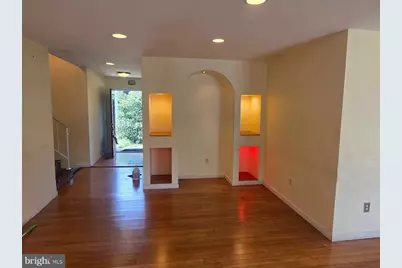 7906 Dawnwood Court, Lanham, MD 20706 - Photo 4