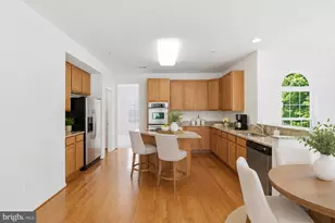 8114 Holly Ln, Clinton, MD 20735 - Photo 6