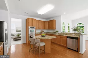 8114 Holly Ln, Clinton, MD 20735 - Photo 8