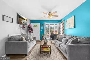 6419 Country Club Ct, Landover, MD 20785 - Photo 4