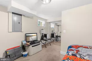 6419 Country Club Ct, Landover, MD 20785 - Photo 32