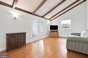 303 Winslow Rd, Oxon Hill, MD 20745 - Photo 16