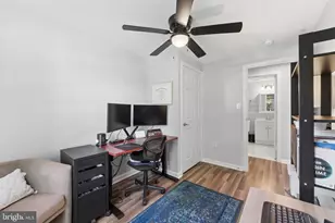 903 Castlewood Dr, Upper Marlboro, MD 20774 - Photo 20
