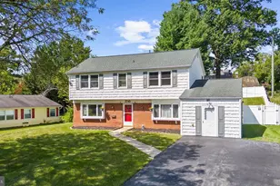 2710 Felter Ln, Bowie, MD 20715 - Photo 4