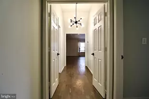 5512 Axton Ct, Lanham, MD 20706 - Photo 2