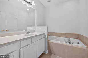 8010 Homefield Dr, Landover, MD 20785 - Photo 30
