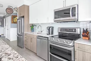 145 Riverhaven Dr, Oxon Hill, MD 20745 - Photo 2
