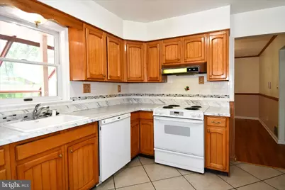 9205 Wellington Court, Lanham, MD 20706 - Photo 12