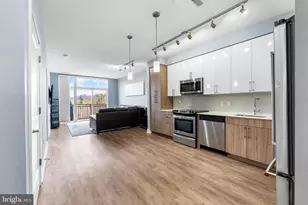 145 Riverhaven Dr, Oxon Hill, MD 20745 - Photo 12