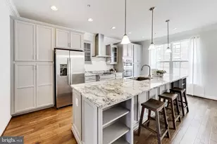 517 Windboard Way, Oxon Hill, MD 20745 - Photo 2