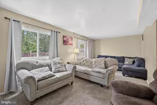 8608 Brae Brooke Dr, Lanham, MD 20706 - Photo 2