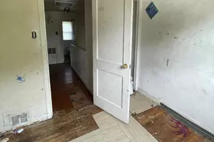 5902 Shoshone Dr, Oxon Hill, MD 20745 - Photo 16