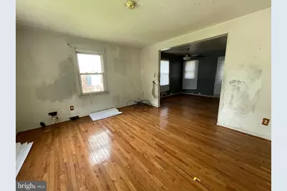 5902 Shoshone Drive, Oxon Hill, MD 20745 - Photo 2