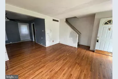 5902 Shoshone Drive, Oxon Hill, MD 20745 - Photo 4