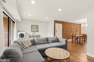 6034 Westchester Park Dr, College Park, MD 20740 - Photo 18