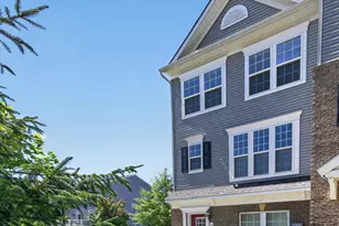 2922 Pinebrook Rd, Landover, MD 20785 - Photo 2