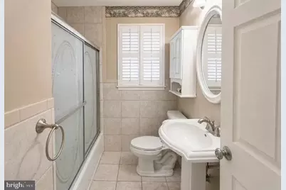 4114 Skyline Drive, Suitland, MD 20746 - Photo 4