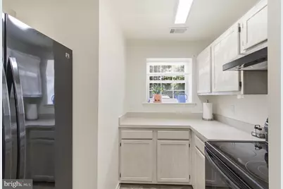 4240 Applegate Lane #5, Suitland, MD 20746 - Photo 14