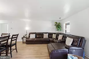 4240 Applegate Ln, Suitland, MD 20746 - Photo 10