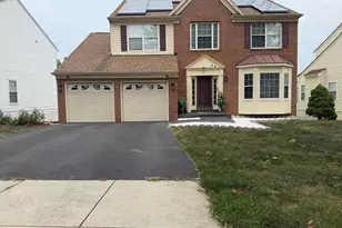 811 Falls Lake Dr, Bowie, MD 20721 - Photo 1