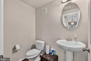 5774 Virginia Ln, Oxon Hill, MD 20745 - Photo 16