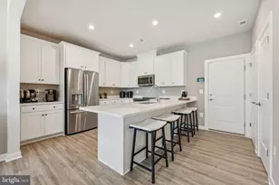 6679 Belcrest Rd, Hyattsville, MD 20782 - Photo 8