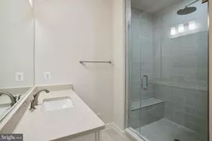 6714 Penrose Ln, Hyattsville, MD 20782 - Photo 20