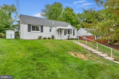 6944 Decatur Place, Hyattsville, MD 20784 - Photo 4