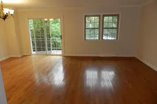 5956 Westchester Park Dr, College Park, MD 20740 - Photo 8
