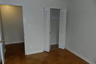 5956 Westchester Park Dr, College Park, MD 20740 - Photo 16