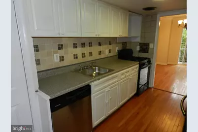 5956 Westchester Park Drive, College Park, MD 20740 - Photo 4