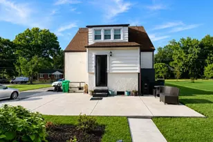 4615 Howe Ave, Suitland, MD 20746 - Photo 2