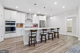 102 St Ives Pl, Oxon Hill, MD 20745 - Photo 10