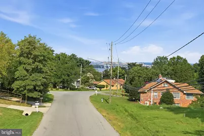 5 Panorama Drive, Oxon Hill, MD 20745 - Photo 18