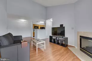 8961 Town Center Cir, Upper Marlboro, MD 20774 - Photo 6