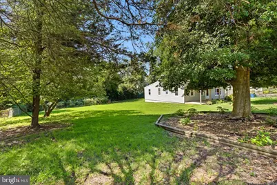 6713 Boxwood Drive, Morningside, MD 20746 - Photo 4