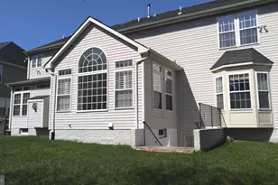 4415 Medallion Dr, Silver Spring, MD 20904 - Photo 2