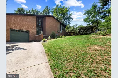 1811 Clayton Drive, Oxon Hill, MD 20745 - Photo 2
