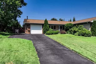 12008 Rockledge Dr, Bowie, MD 20715 - Photo 2