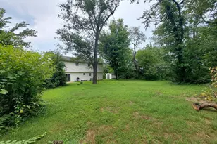 8904 Ballard Ln, Clinton, MD 20735 - Photo 2