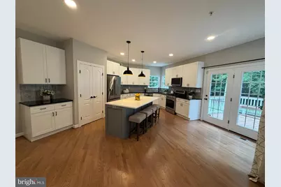 4016 Fox Gate Lane, Upper Marlboro, MD 20772 - Photo 16