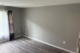 7737 Merrick Ln, Landover, MD 20785 - Photo 10