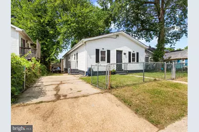 414 Carmody Hills Drive, Capitol Heights, MD 20743 - Photo 2