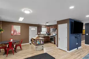 414 Carmody Hills Dr, Capitol Heights, MD 20743 - Photo 8
