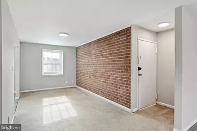 5960 Westchester Park Drive #302, College Park, MD 20740 - Photo 4