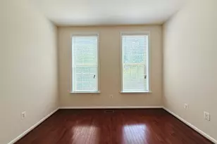 8912 Tower Pl, Lanham, MD 20706 - Photo 24